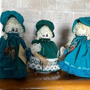 Set of three, little dolls, handmade out of gourds, 8”T, fragile.